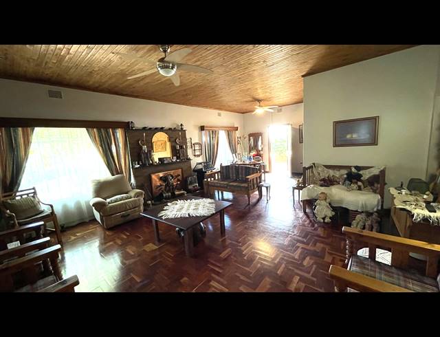3 BEDROOM HOUSE FOR SALE IN LYTTELTON MANOR